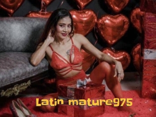 Latin_mature975