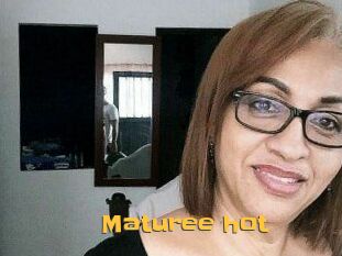 Maturee_hot